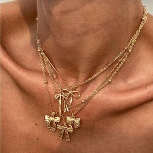 Gold Bow Pendant Necklace Set M596